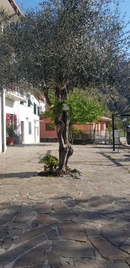 Casa Luigina Villa Vezzola Bagian luar foto